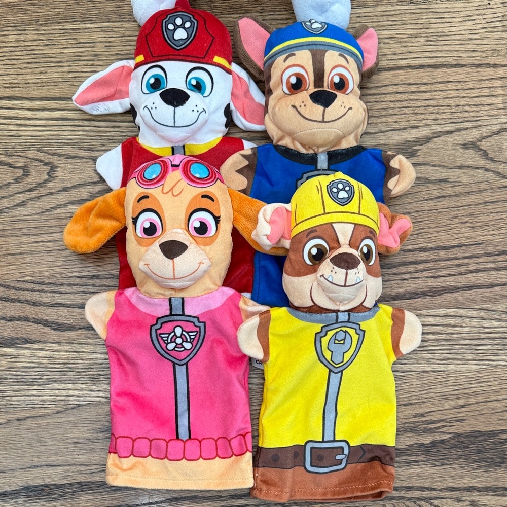 Melissa & Doug Paw Patrol Puppets Set & Chase Plush - Picture 2 of 6